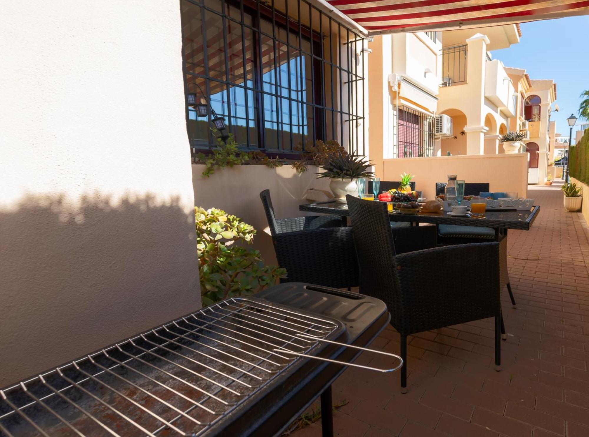 Club Salino Hideaway-Your Peaceful Retreat With Pool In Torrevieja Exterior photo